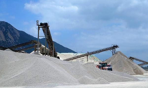 怎么選購(gòu)制砂機(jī)？唐山金路來(lái)幫忙