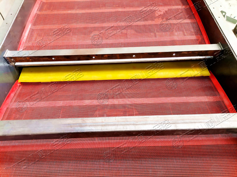 篩網(wǎng)堵孔、損壞怎么辦？唐山金路為您推薦聚氨酯篩網(wǎng)